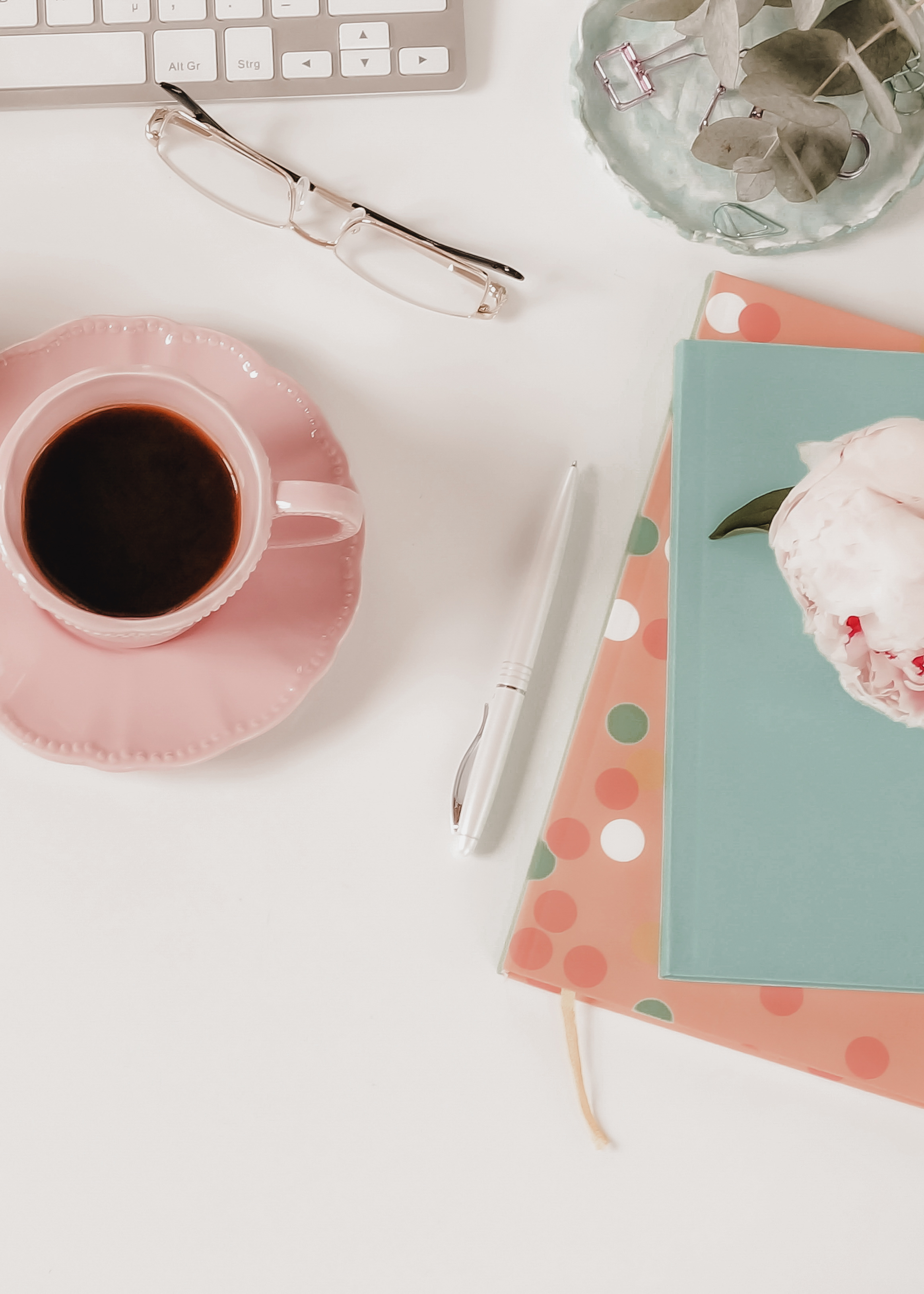 Sheer Stitchery Stitch School pink cup of tea and notebook getting ready to plan sewing