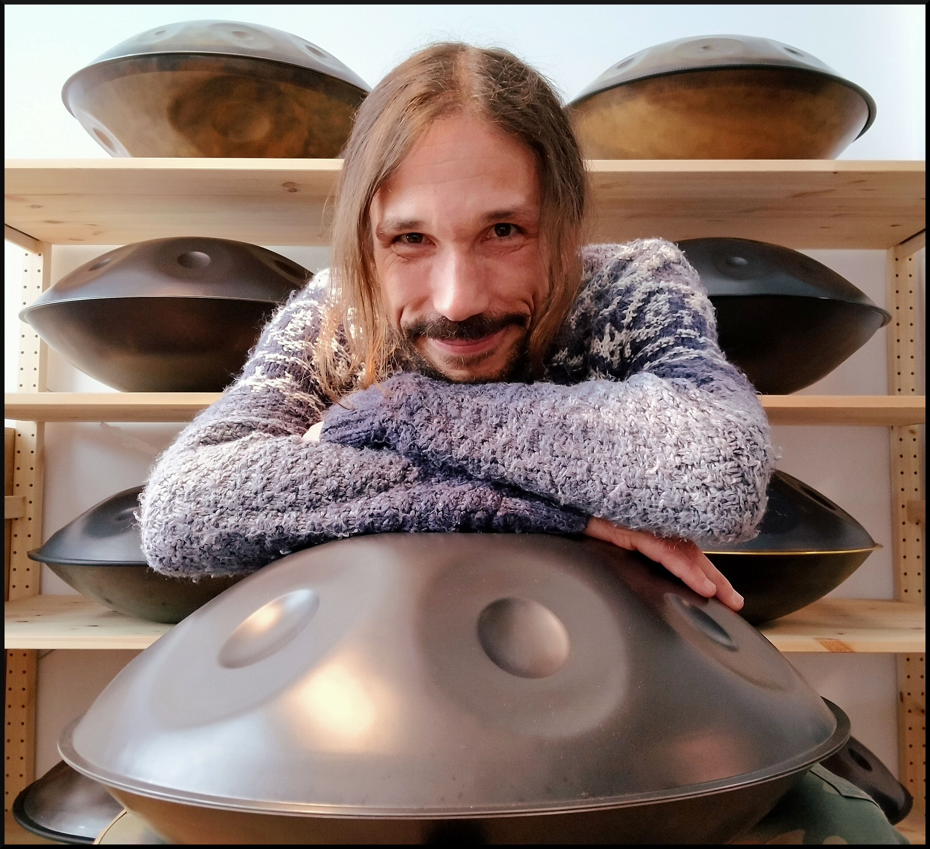 Dany von Borries profesor de Handpan