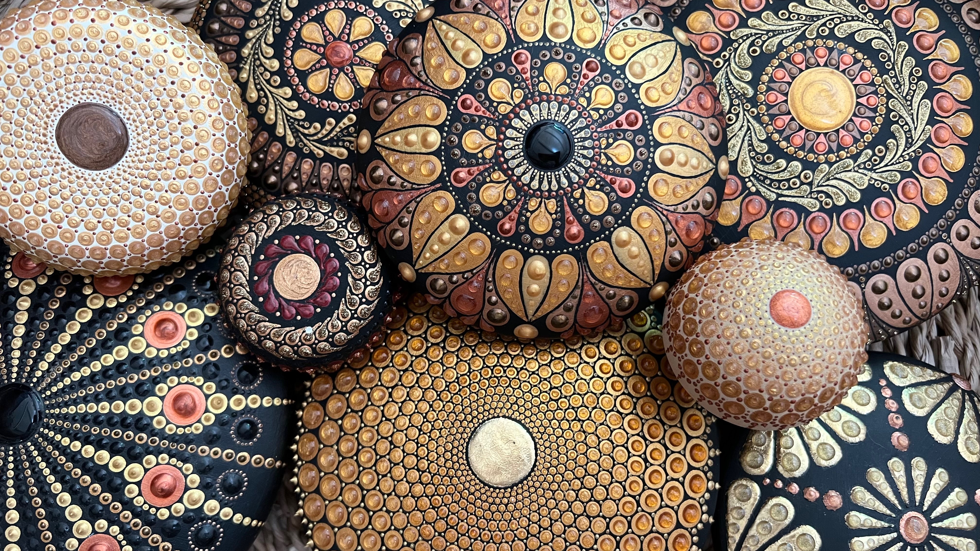 5 tips to take your dot mandalas to the next level – Liona Hotta