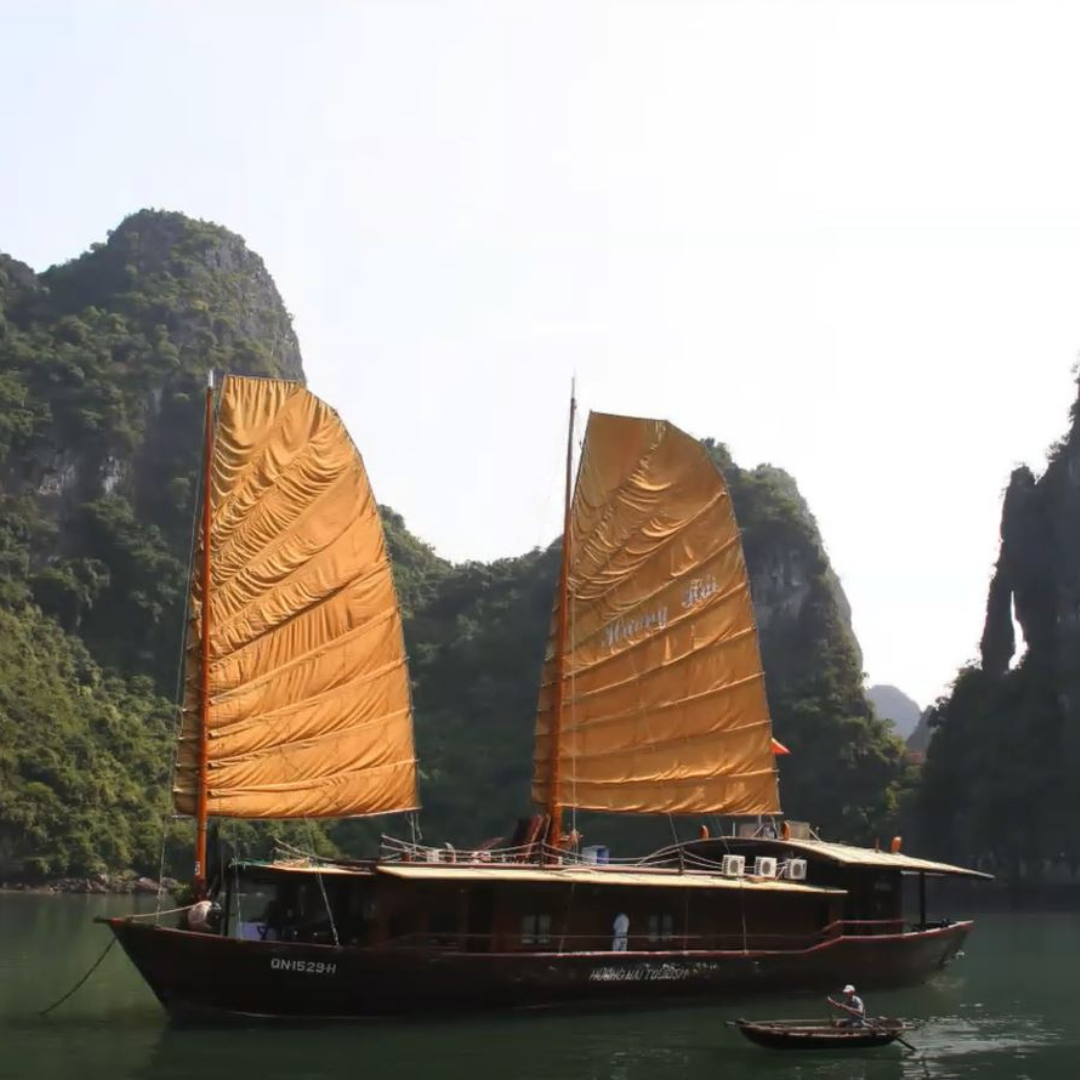 Chinese sailboat