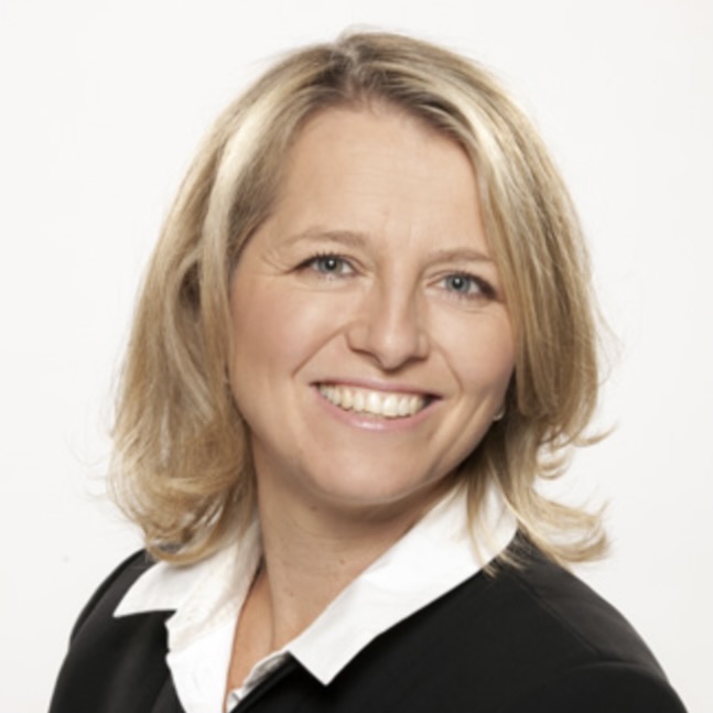 Jane Rooney, one of Australia's most recognised and respected knee specialists.