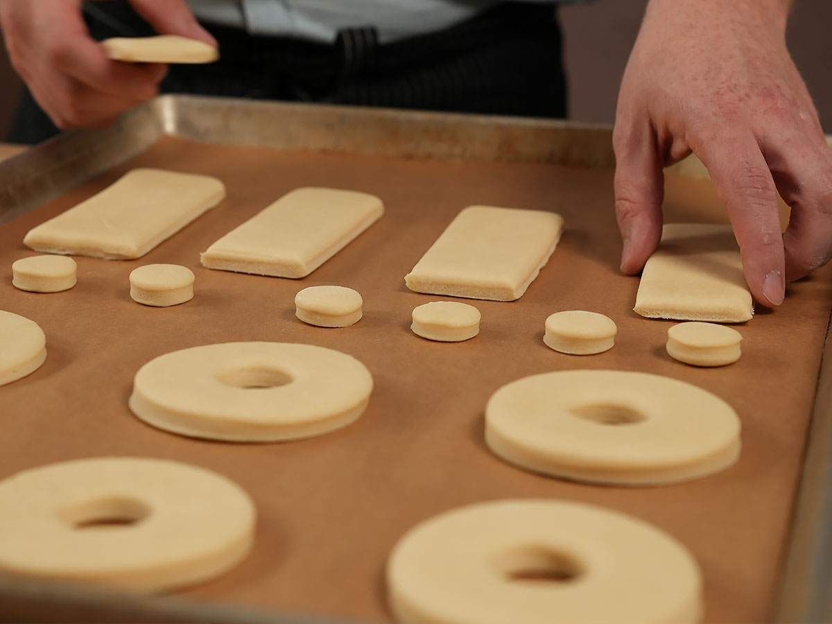 How to make donuts at home