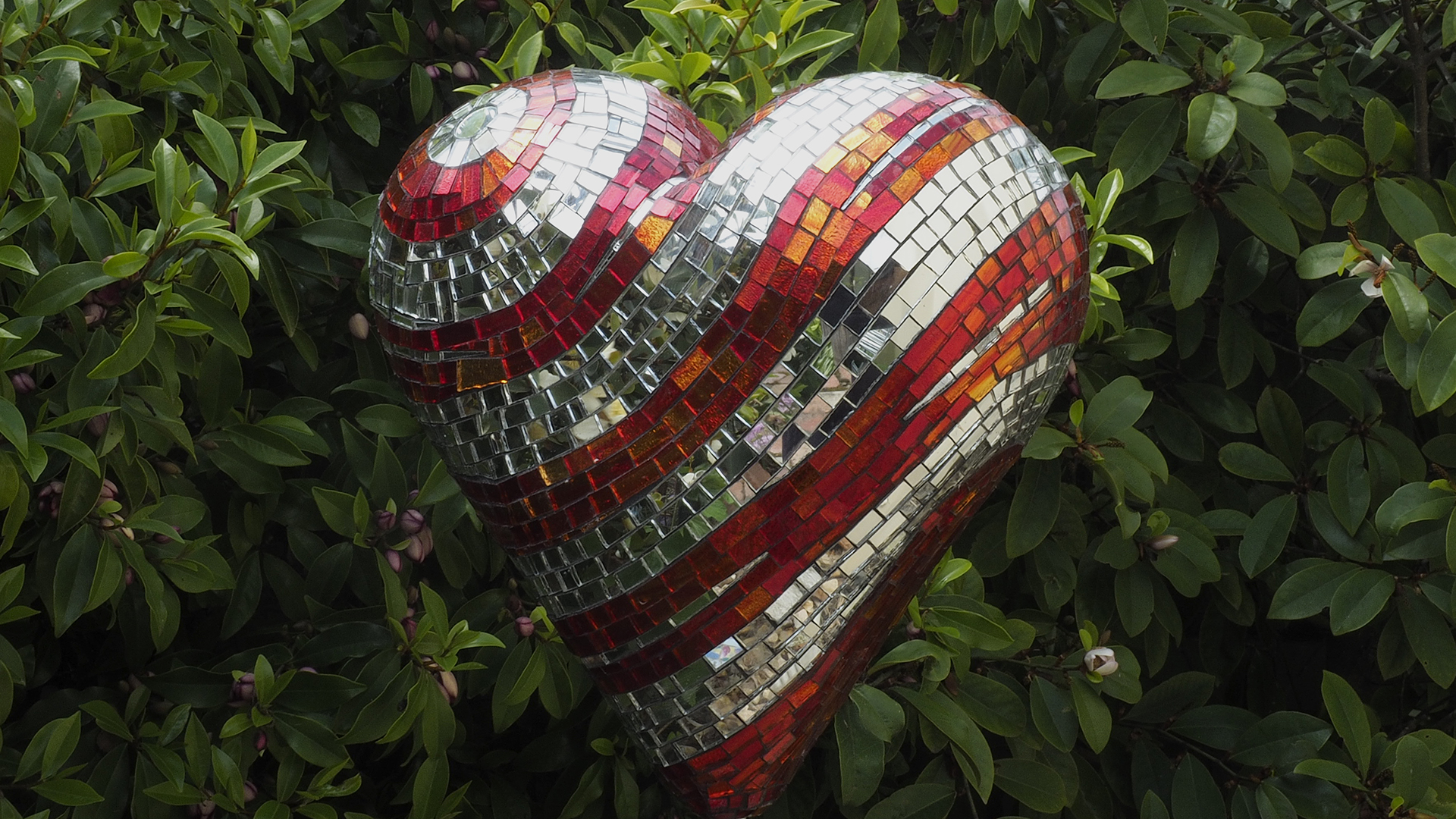 Outdoor Sculptured Heart Mosaic