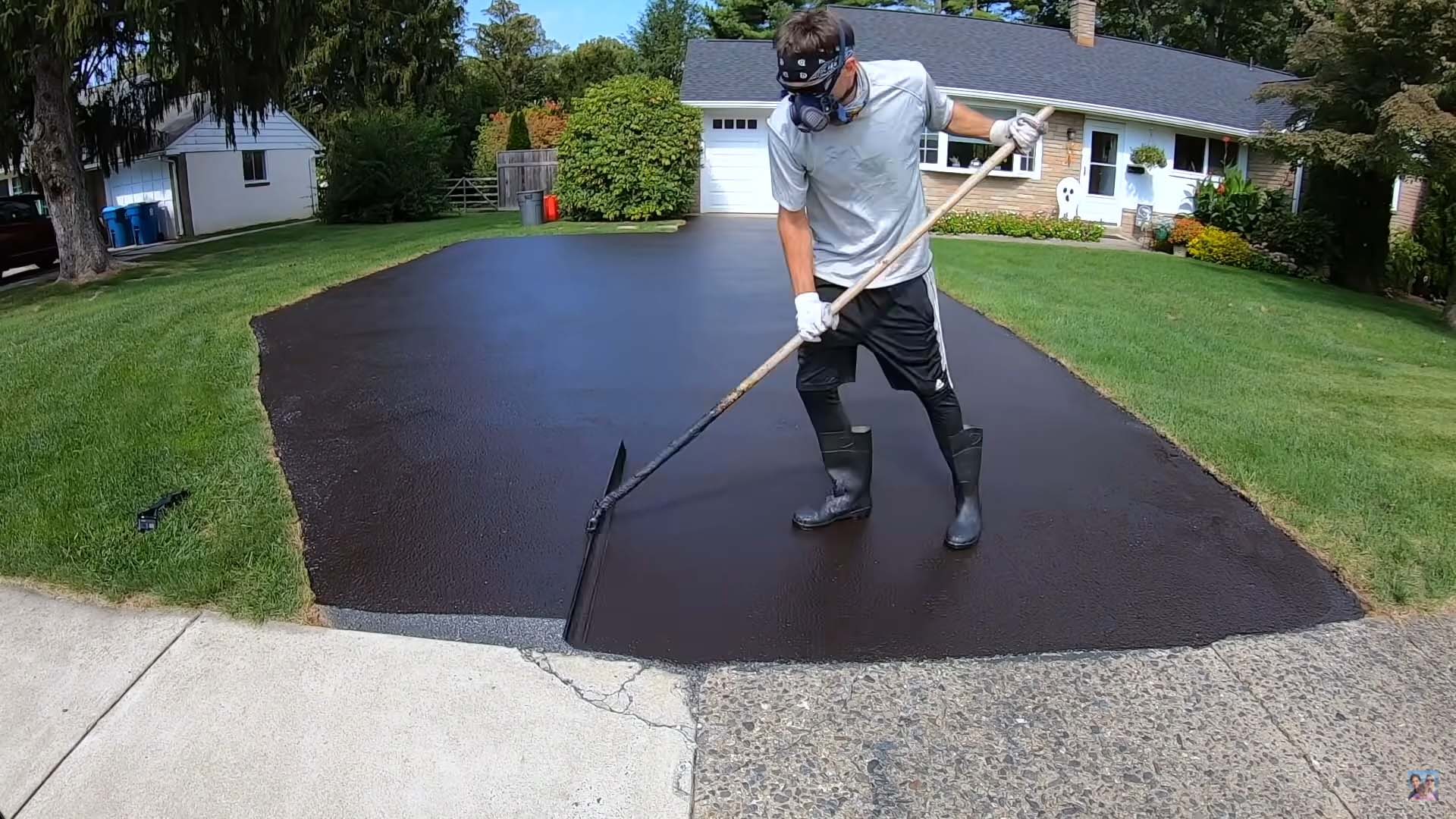 Driveway Sealcoating