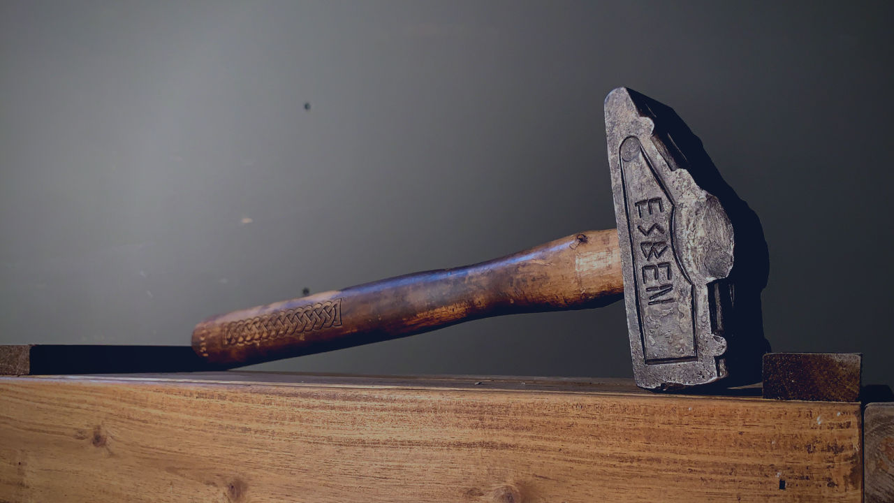 Blacksmithing hammer named Esben