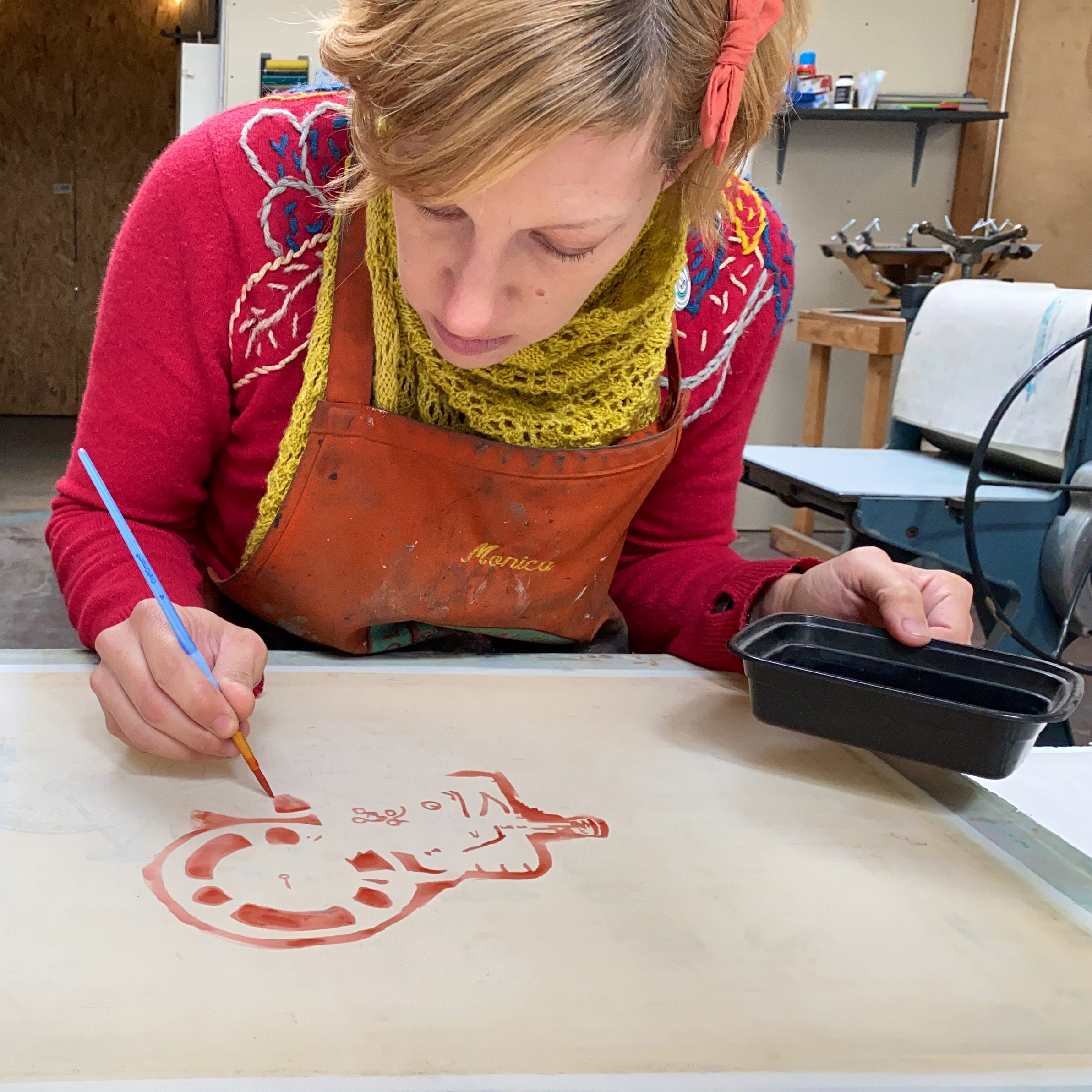 Screen printing printmaking class