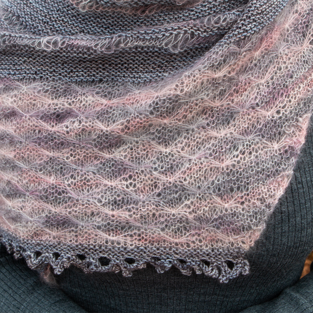 Grianchloch Shawl