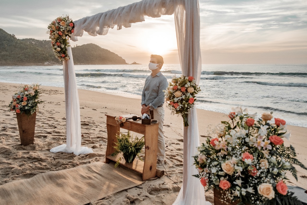 beach wedding officiant