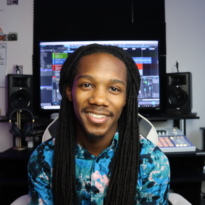 Kevin Foster, aka KaySuave, is a music producer, audio engineer, and recording artist. He’s also an entrepreneur who has mastered the art of sales funnels to attract fans and boost revenue. This free course from Zoo Labs teaches you how to build your own funnel and have it run on autopilot to make you money.