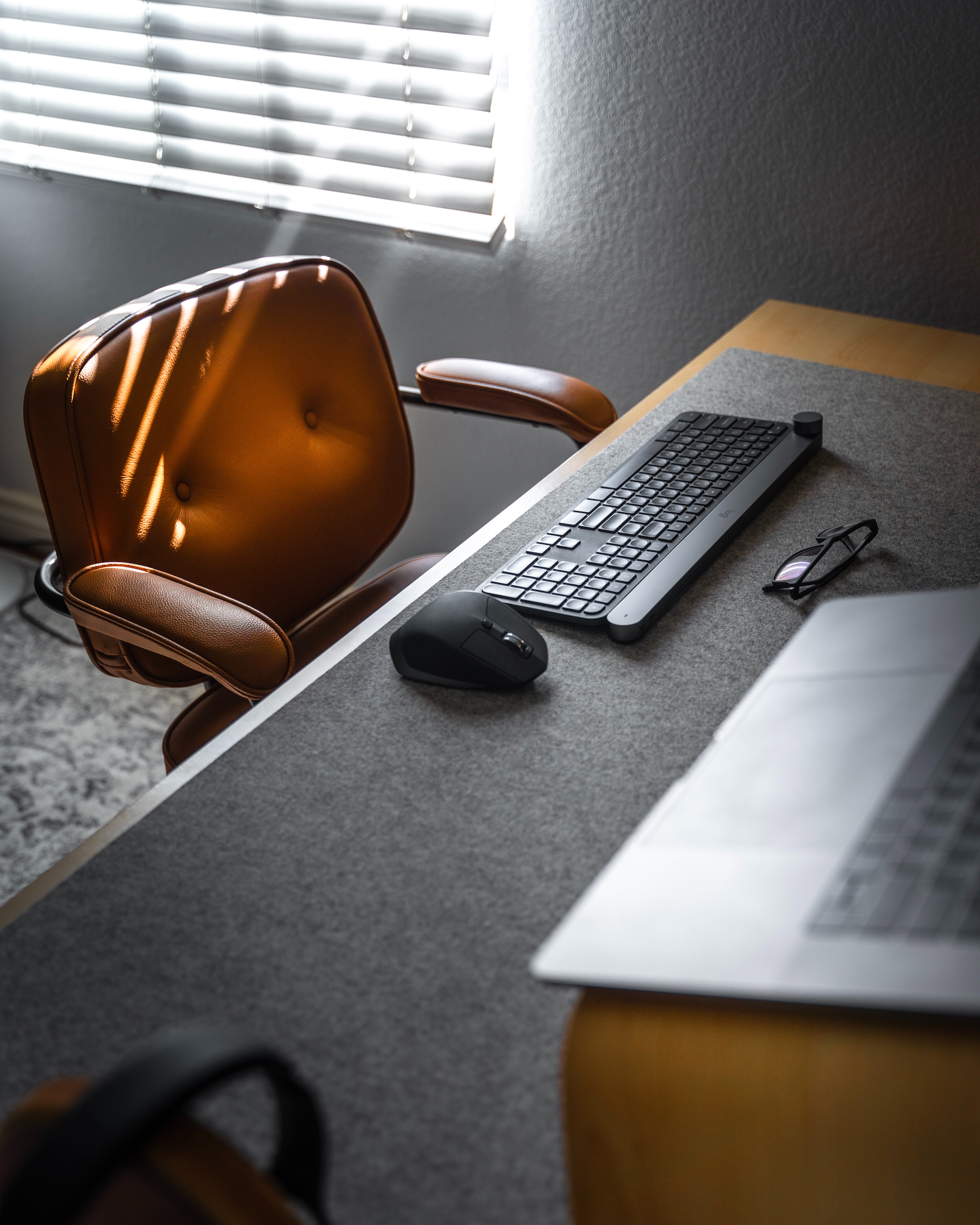 computer desk with keyboard