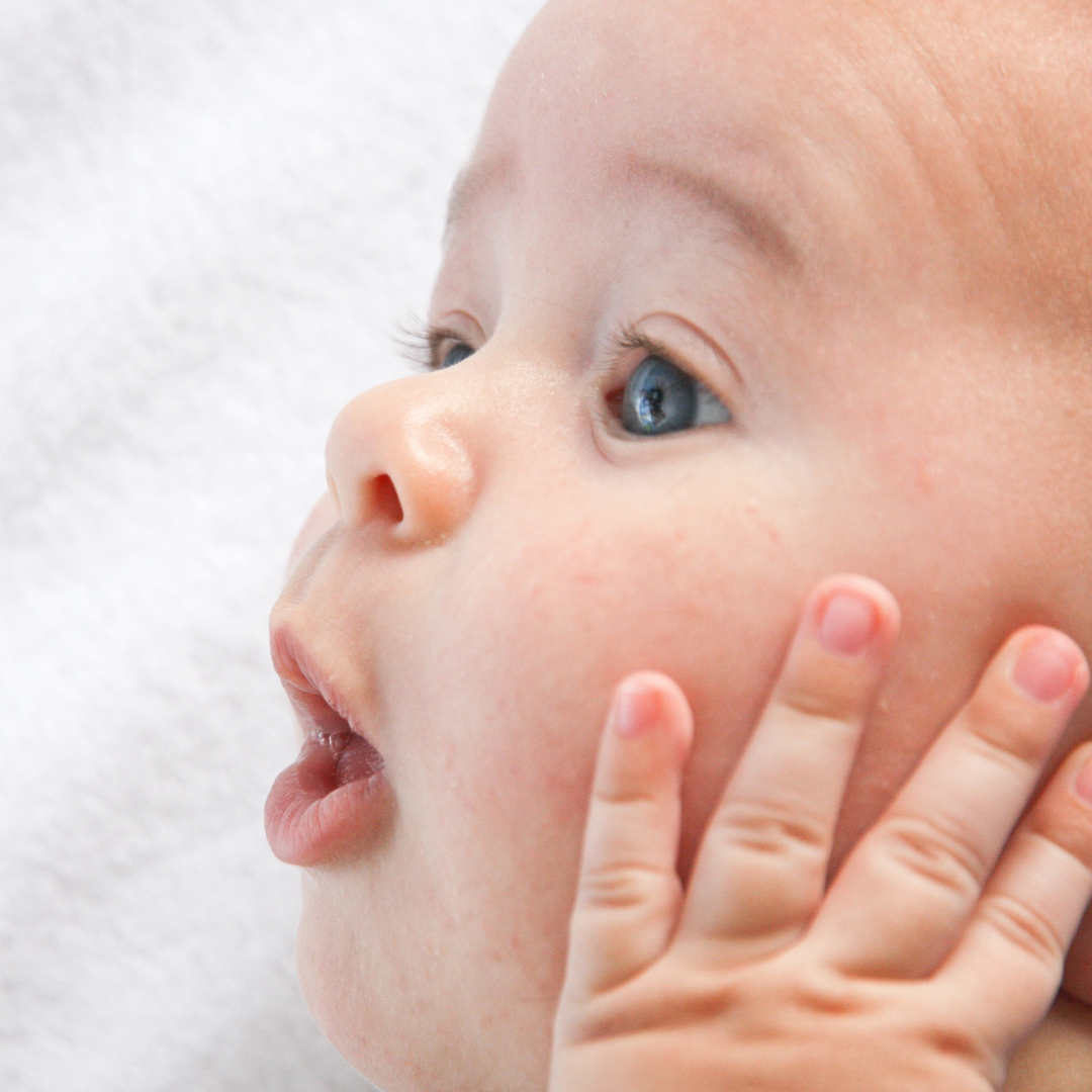 Tips bij buikkrampen en constipatie van je baby