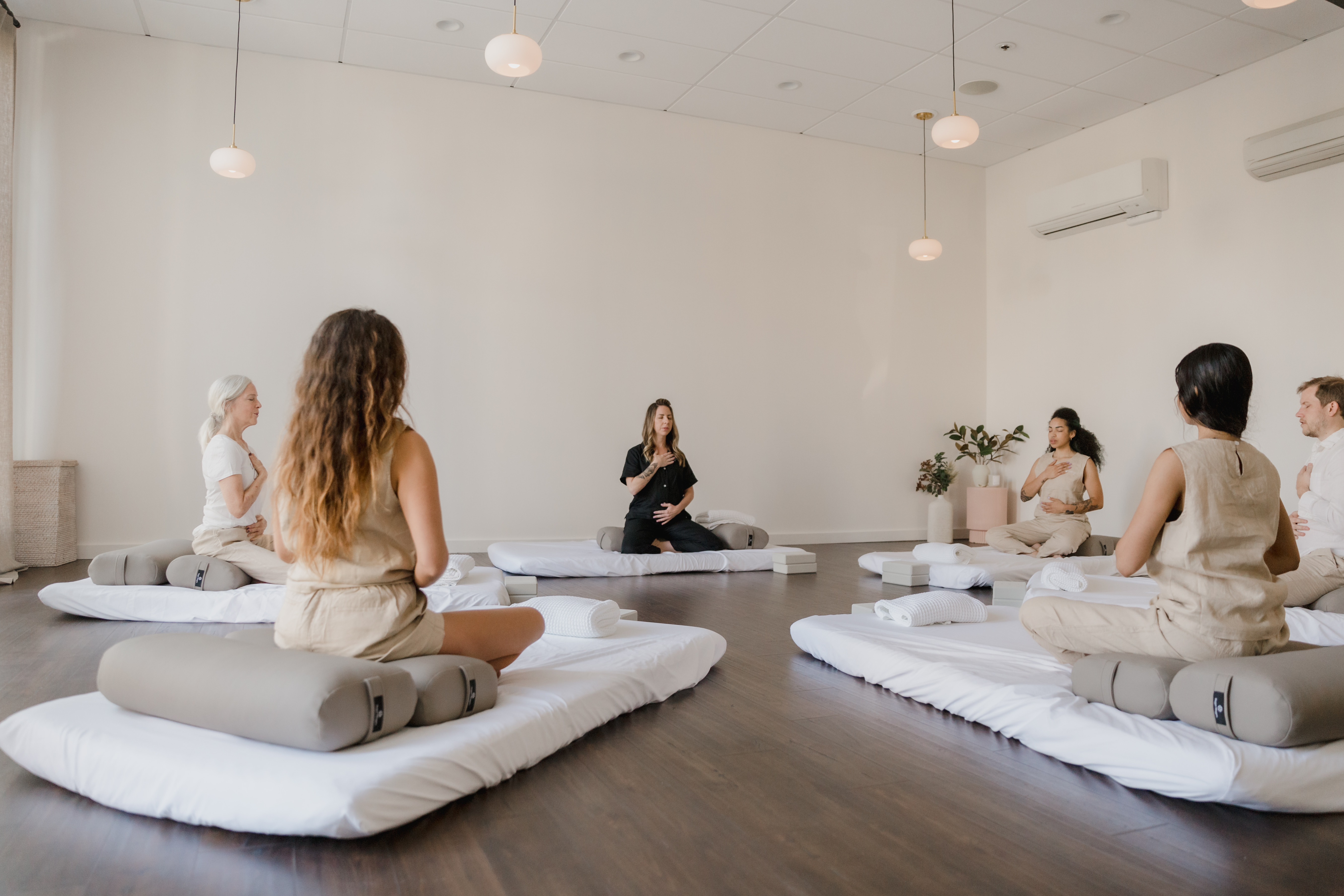 yoga for living by yomassage 200 hour yoga teacher training