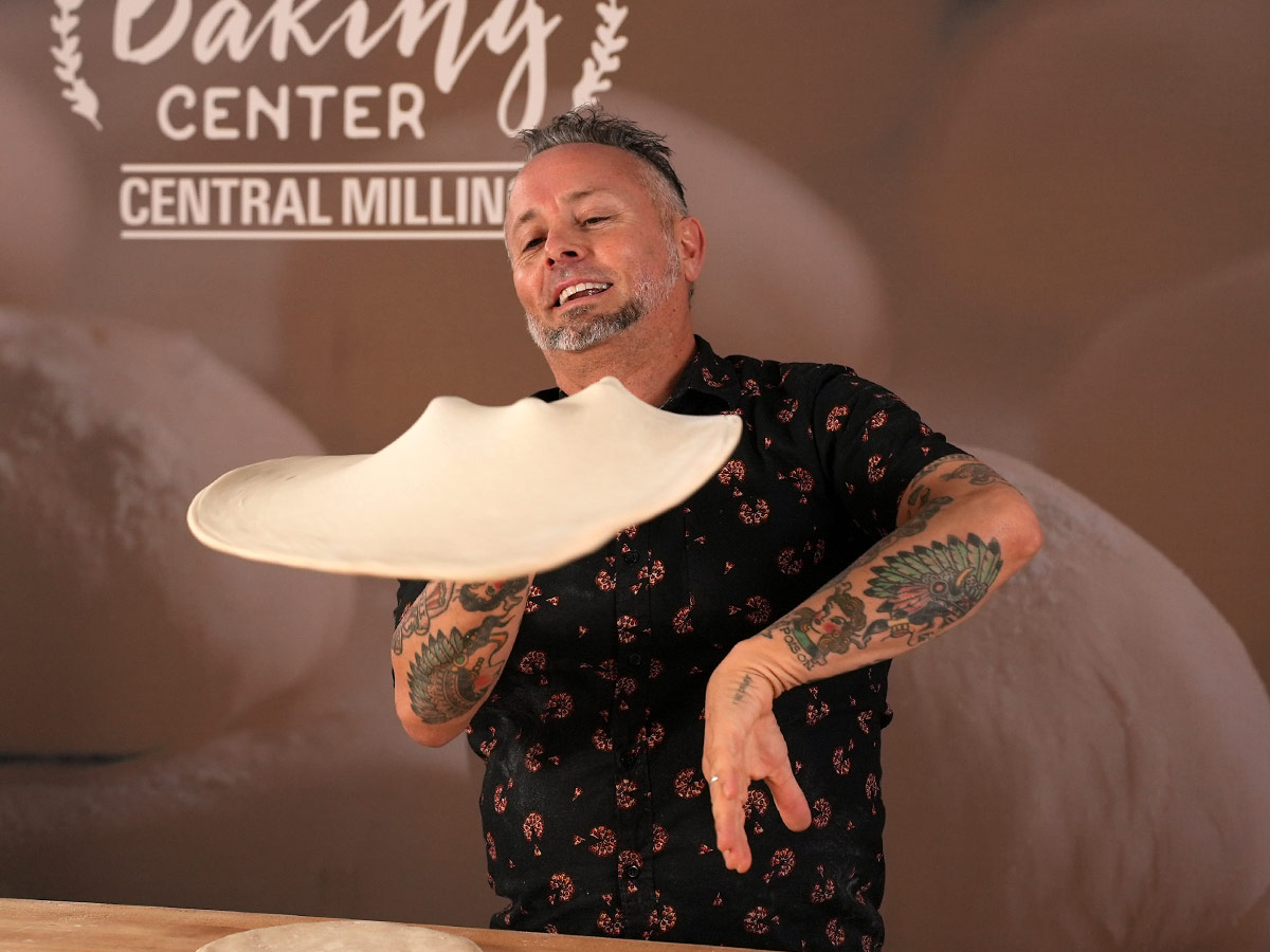 Pizza tossing video with pizza tossing champion Tony Gemignani
