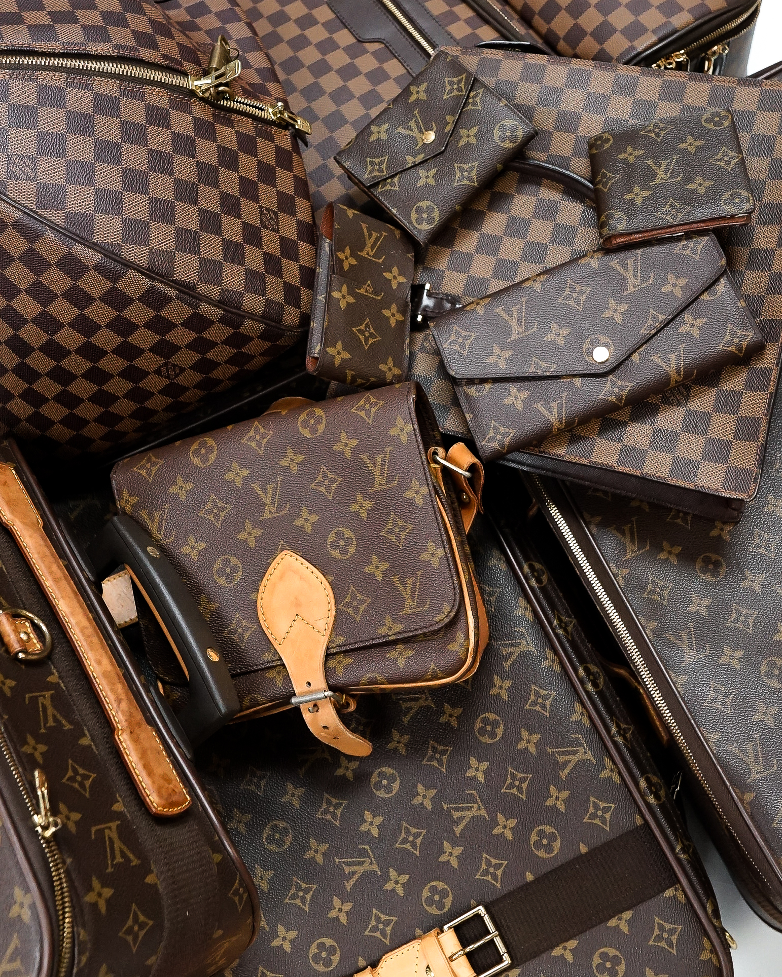 Louis Vuitton - Luxury Resale