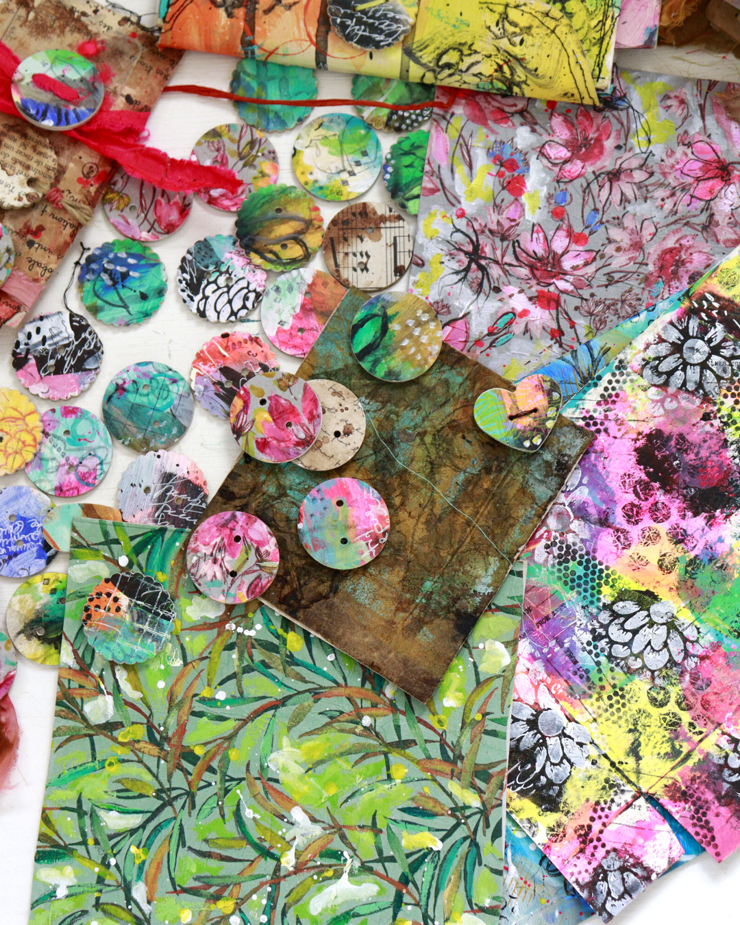 Francisca Nunes Paper Buttons class