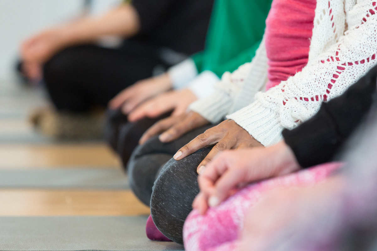 Das Element Yoga Institut bietet ein breites Spektrum Yogalehrer:innen Aus- & Weiterbildung ONLINE & Präsenz.