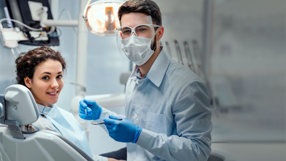 https://viventia.teachable.com/p/clinicas-dentales