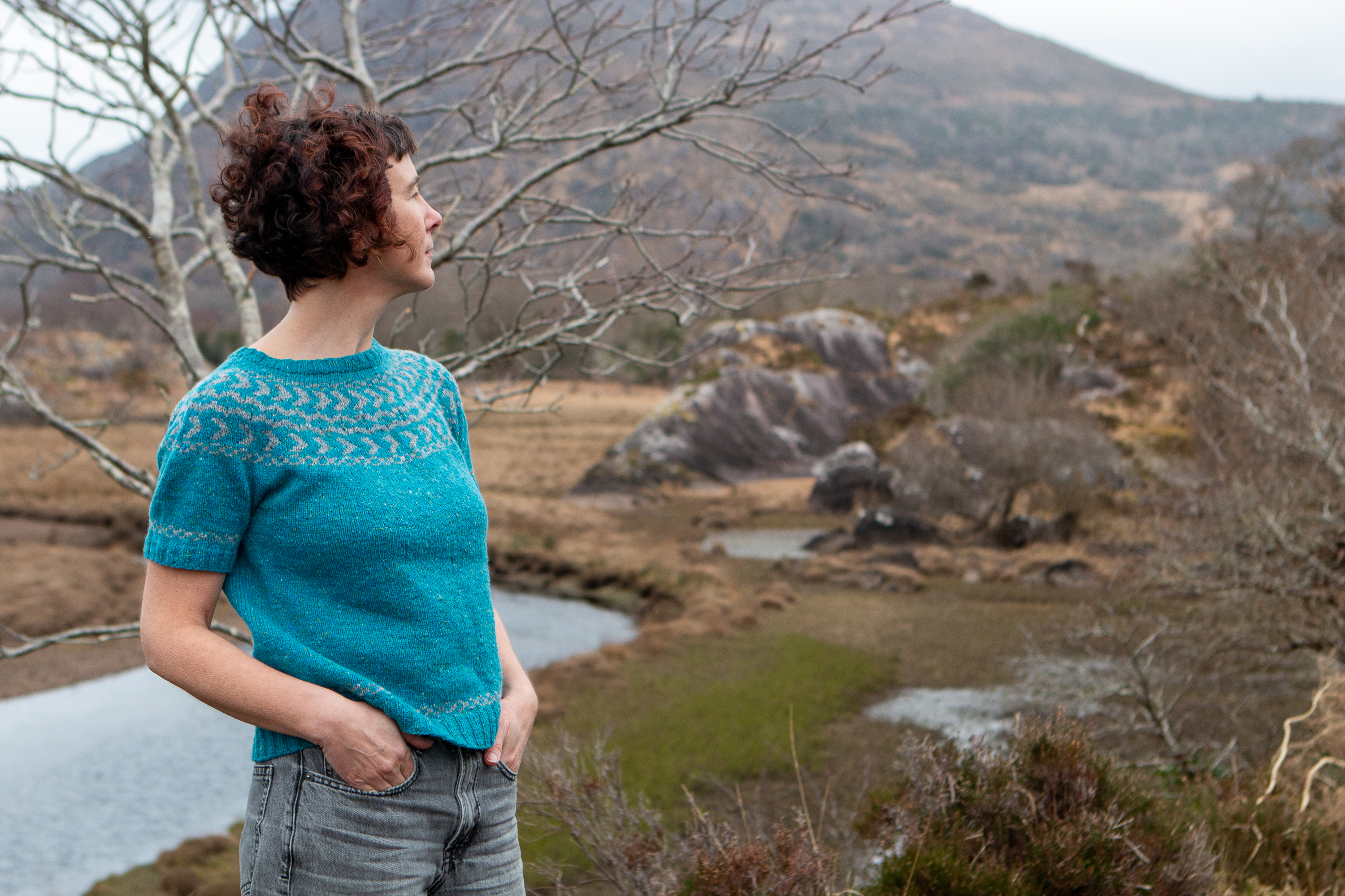 Carol Feller wearing the Dainmgean short sleeve sweater.
