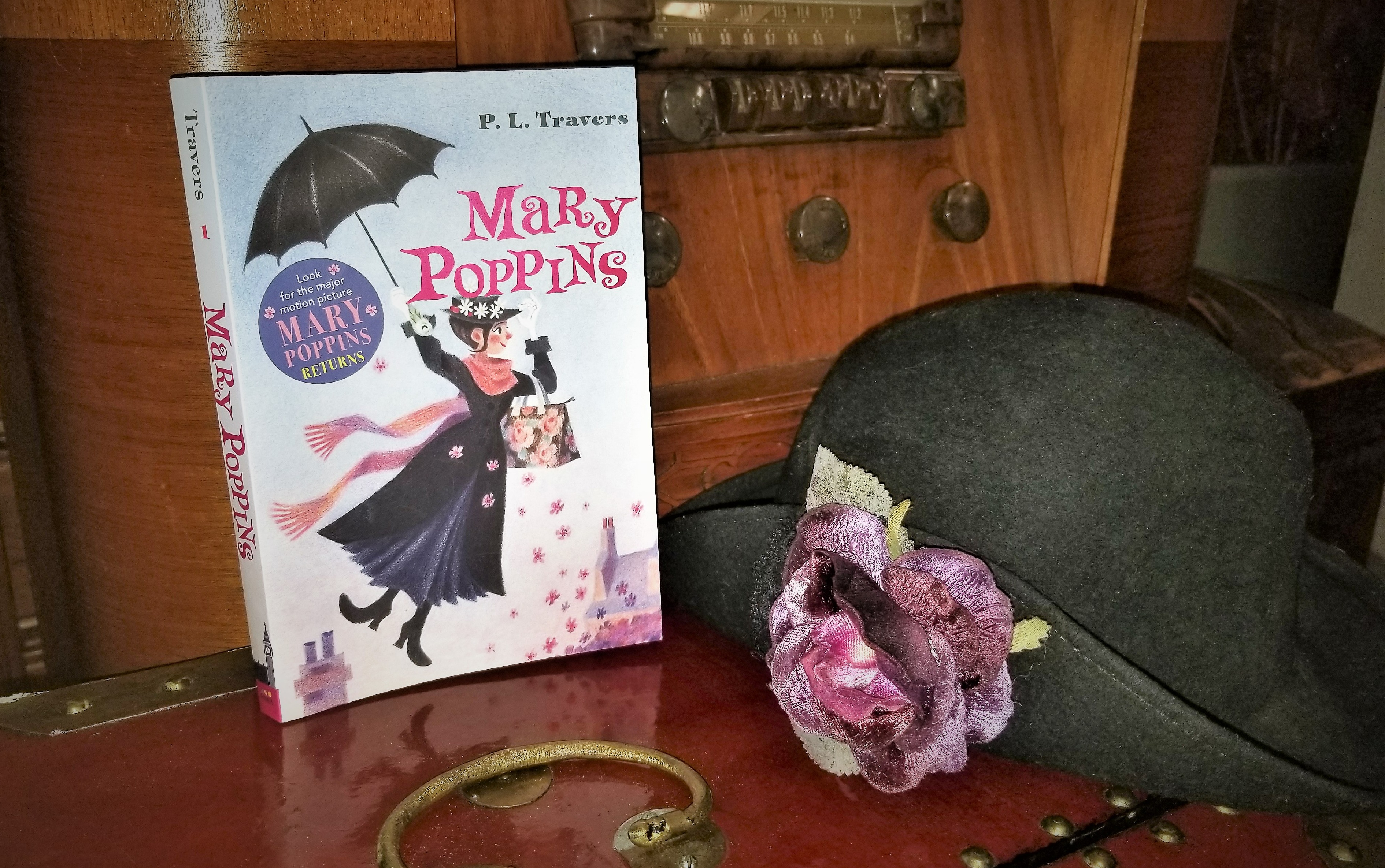 hat and mary poppins book