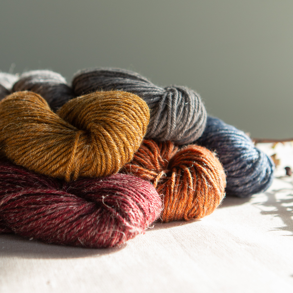 Nua Worsted Yarn