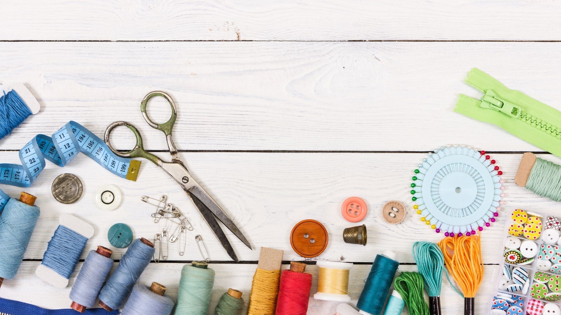 21 Sewing Tools & Equipment for Beginners