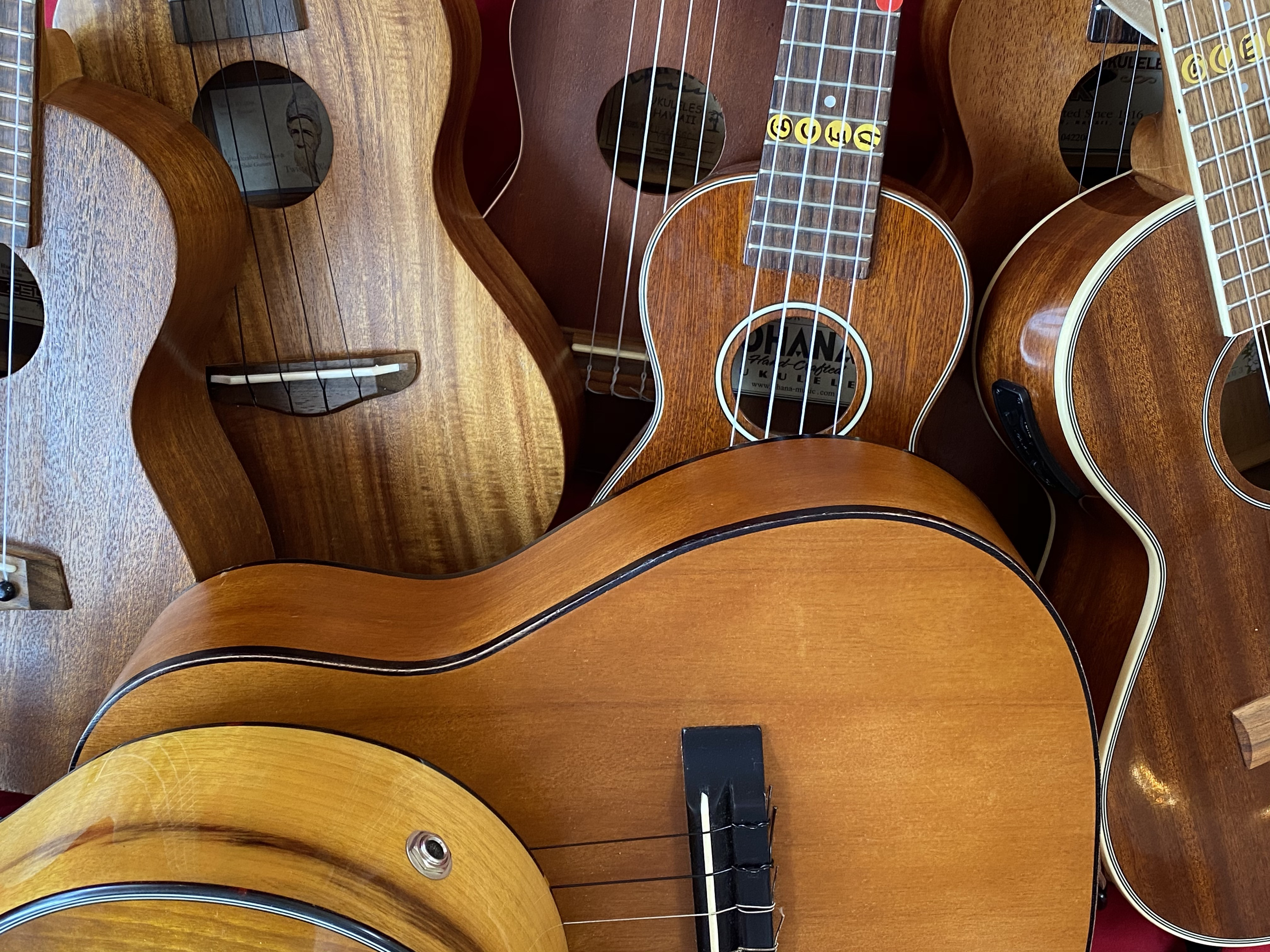 The Best Hand-Crafted Hawaiian Ukuleles