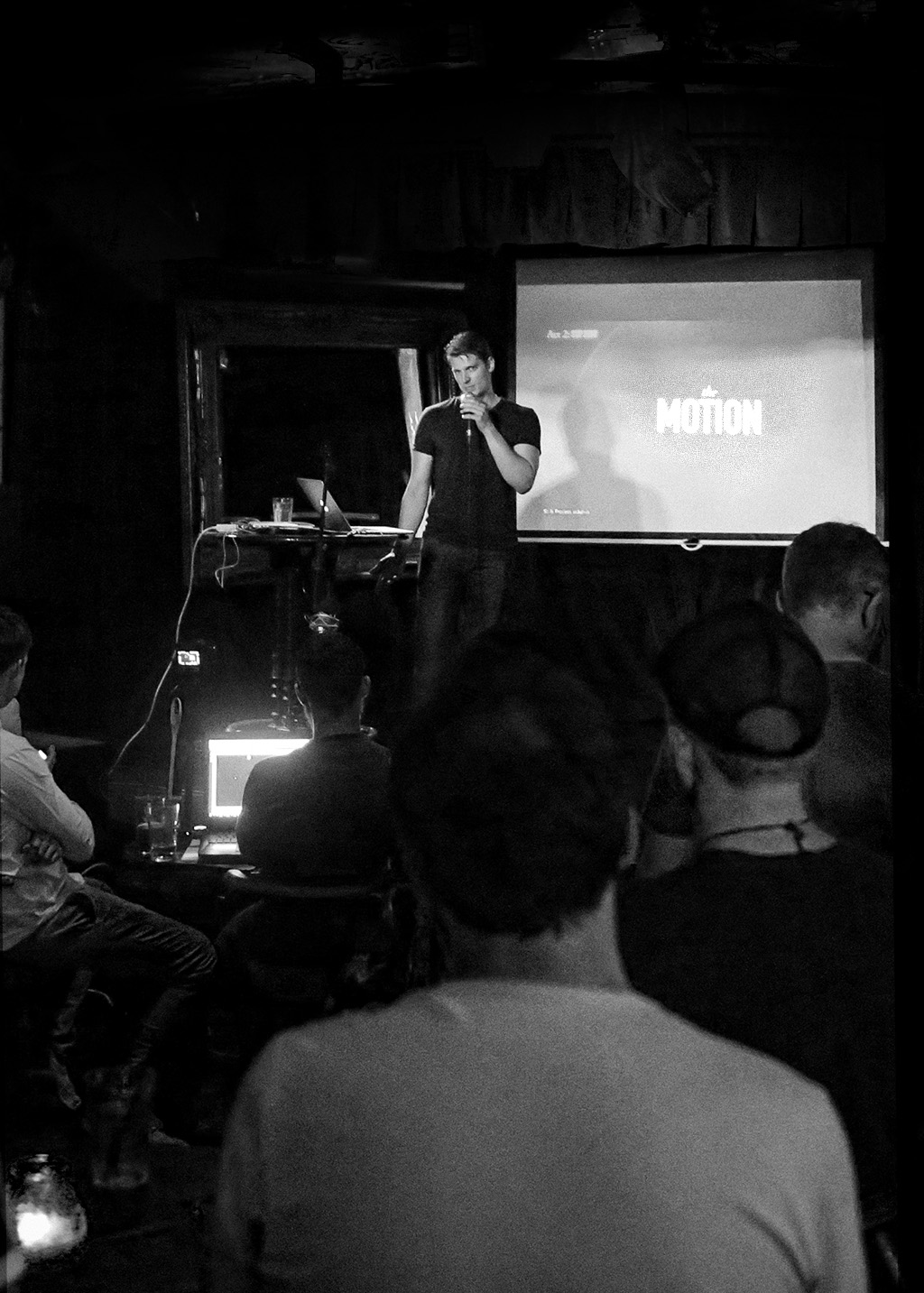 Motion Design Teacher Daniel Danielsson giving a talk at London Motion Meetups