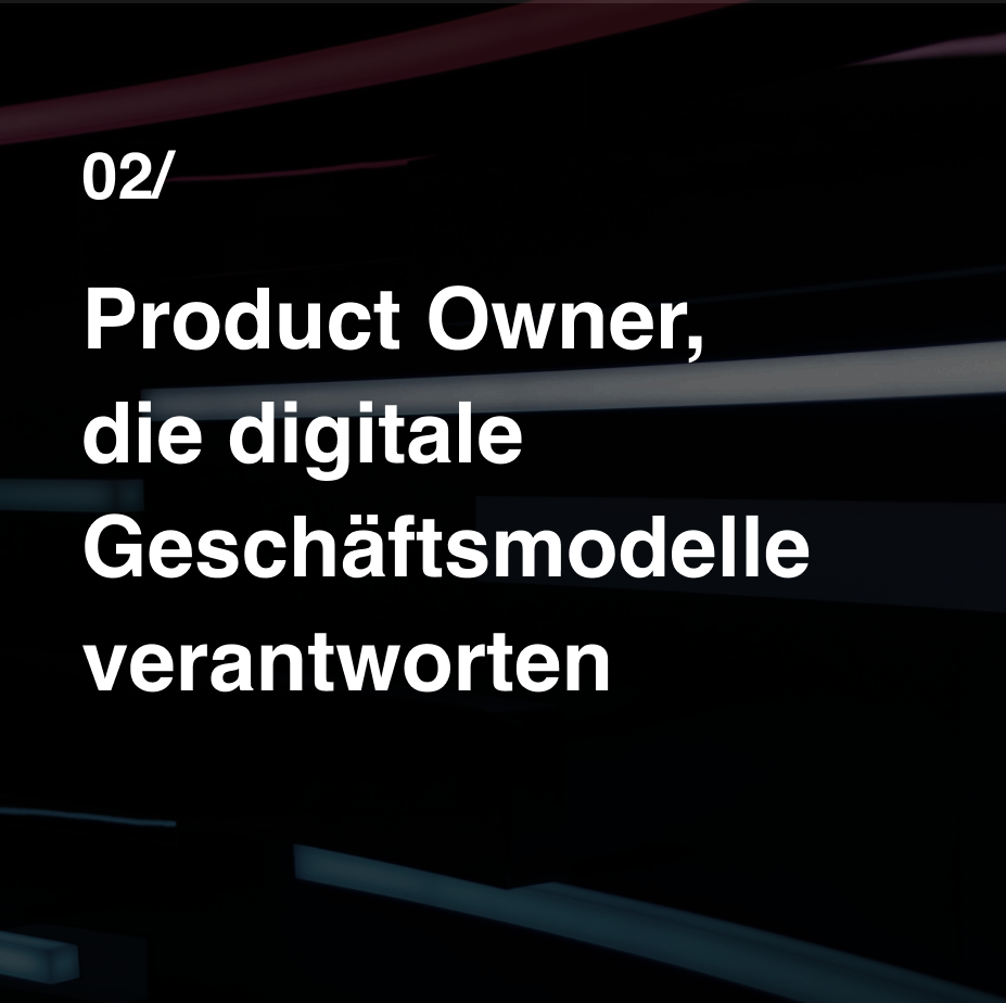 Dieses Bild hat einen schwarzen Hintergrund. Es bietet Informationen zu der zweiten Zielgruppe, für die dieser Online-Kurs geeignet ist. In der mittleren Ebene des Bildes sind eine Vielzahl an Lichtstrahlen zu sehen. Sie sind weiß, blau, rot und rosa gehalten. Im Vordergrund steht ein Text, der die zweite Zielgruppe beschreibt: Product Owner im Mittelstand, die neue Produkte initiieren.