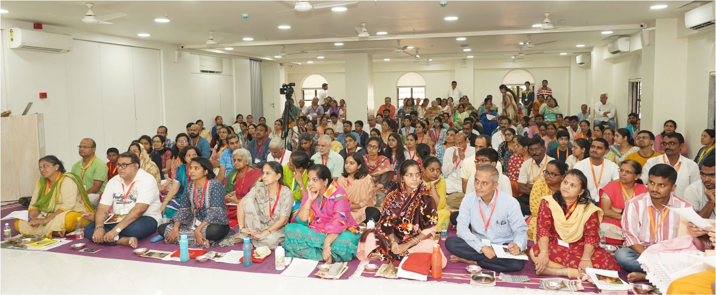 Discourse by Acharya Upendra Ji at Gurukul 