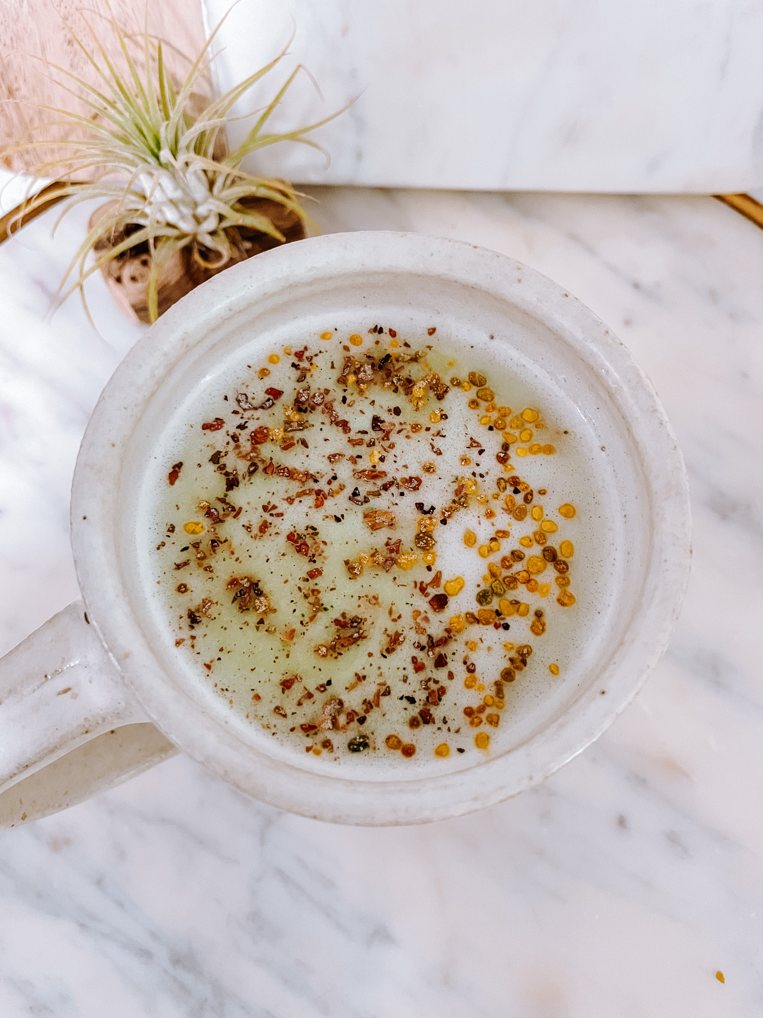 Bee Pollen Rose Matcha