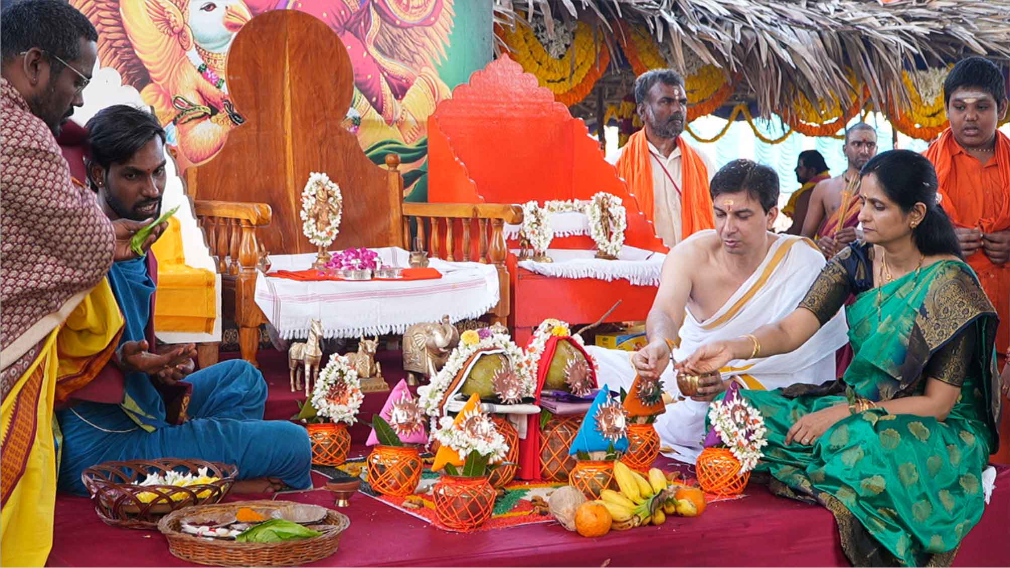 Acharya Upendra Ji performing Yadnya