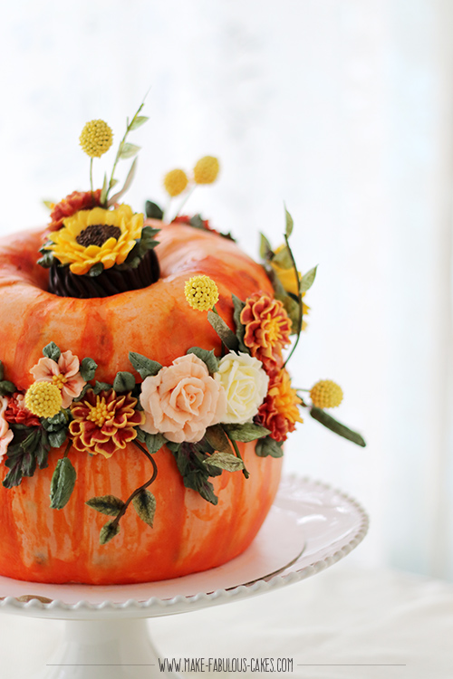 buttercream pumpkin cake