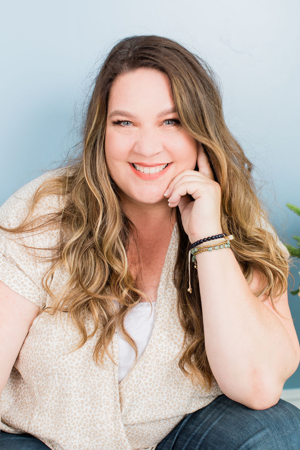 Hilary Hartling Bio - Former Disney Marketing Executive Now Brand Strategist for Entrepreneurs