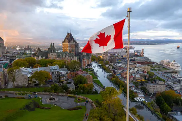 Maîtriser la Recherche de l Emploi au Canada, travailler au Canada.