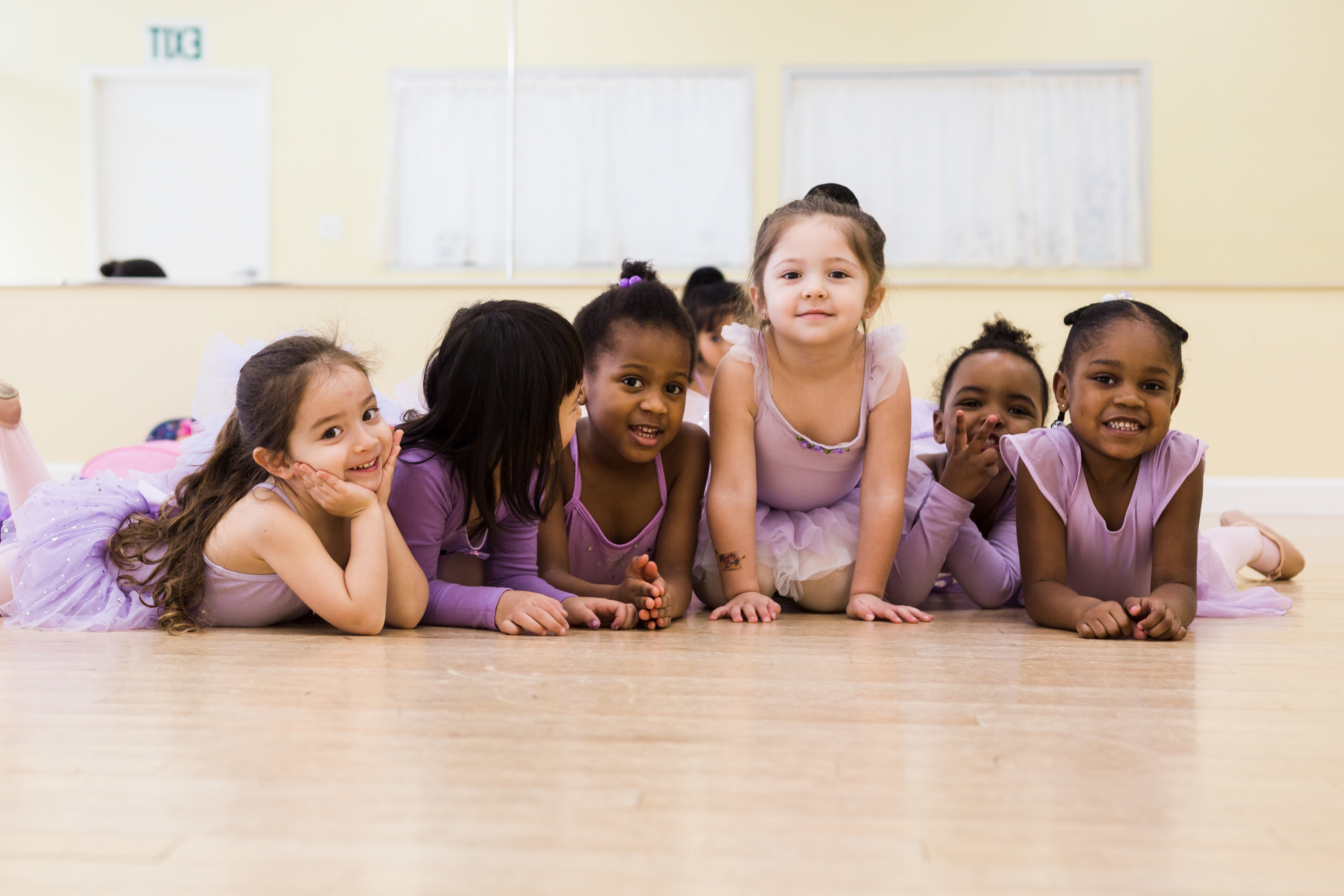 dancers in ballet class