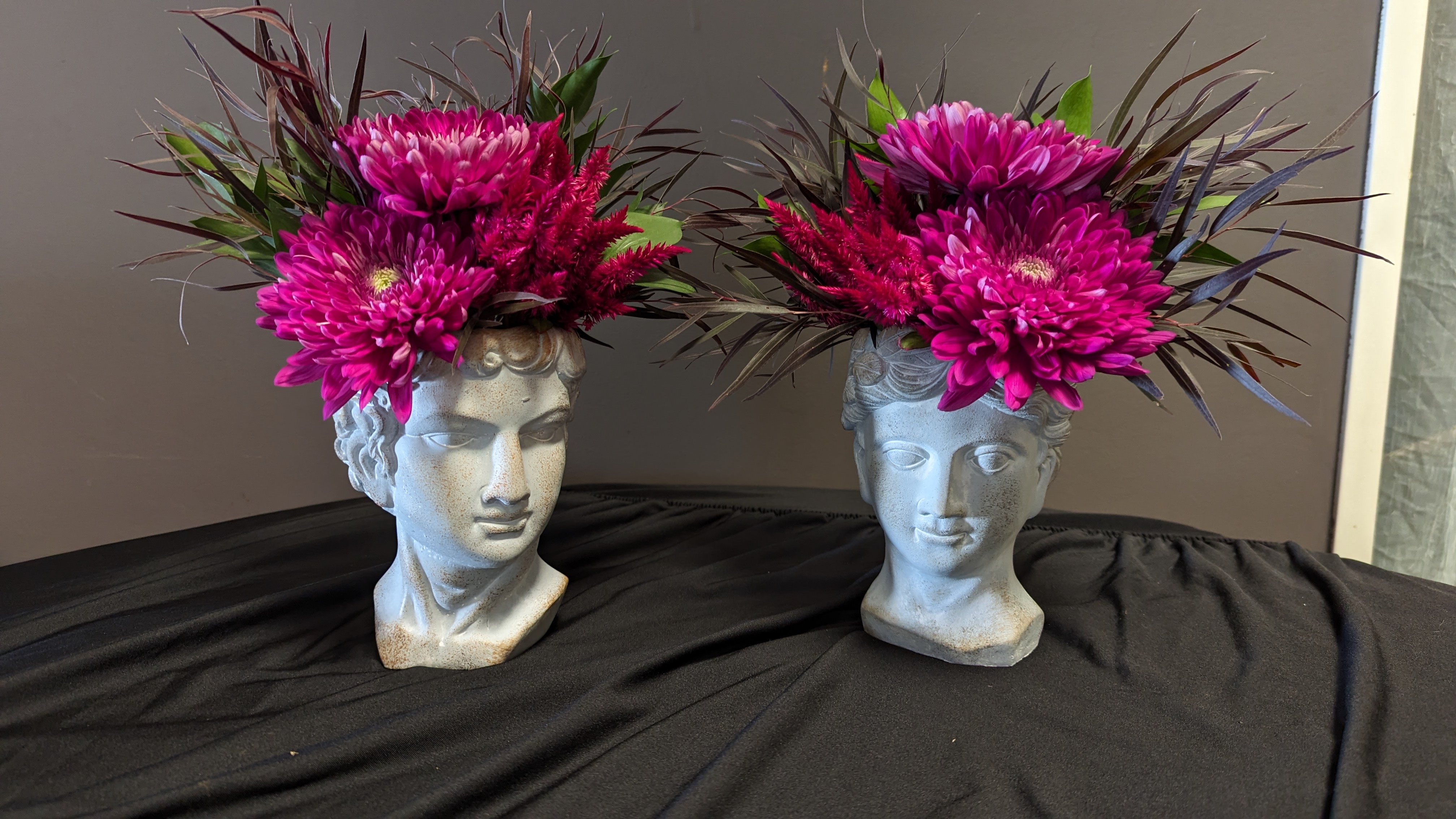 Face Vases