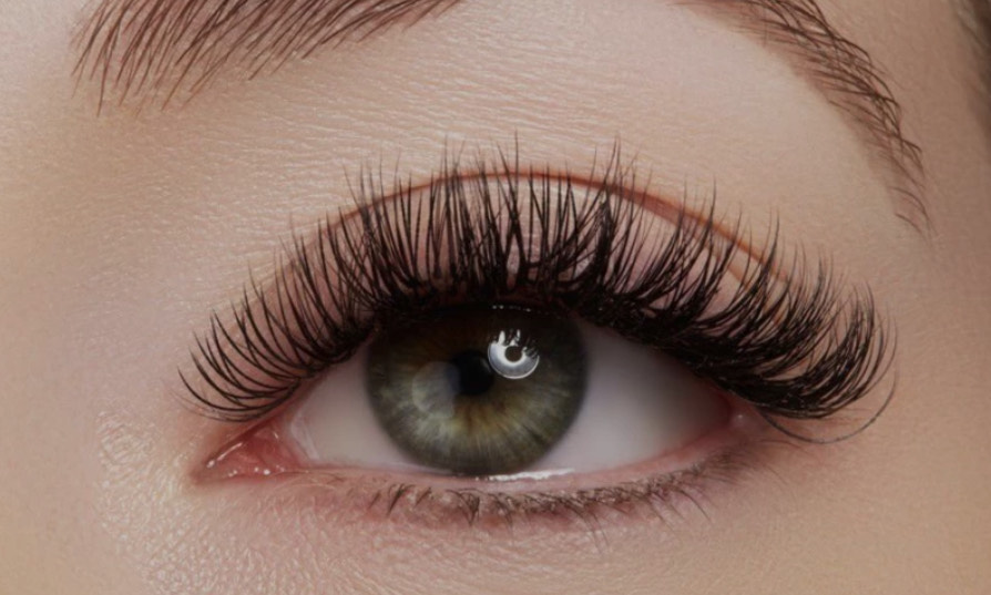 EYELASH EXTENSIONS ONLINE TRAINING 