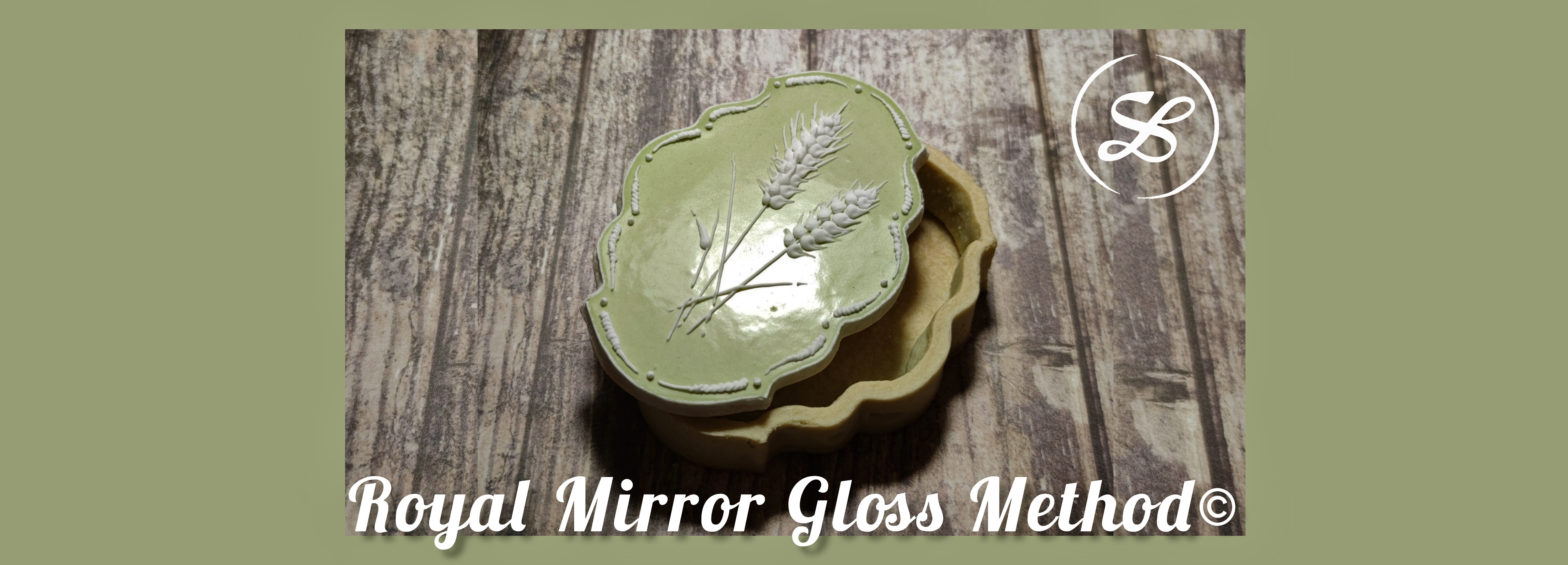 Royal Mirror Gloss Method©