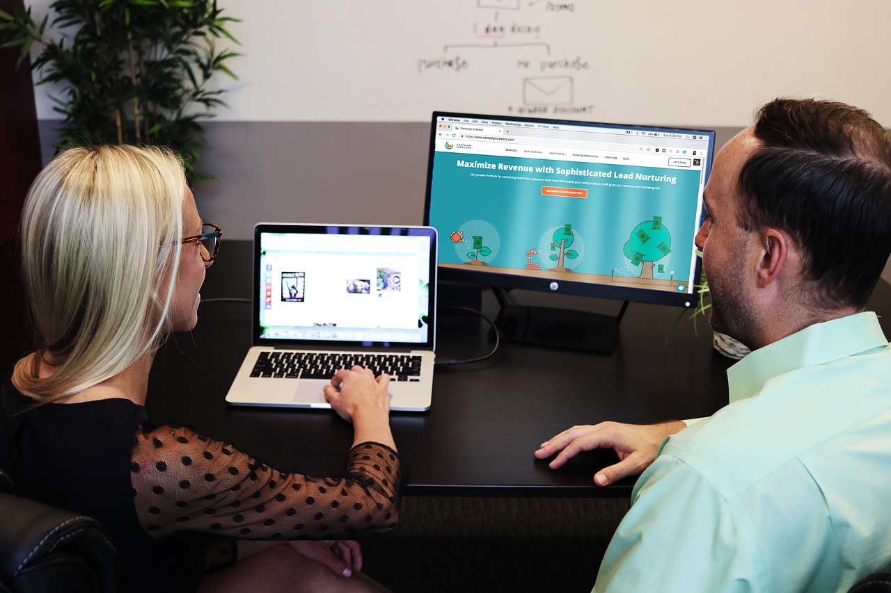 students with computers, learning