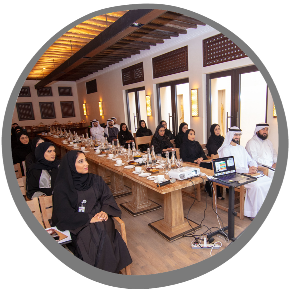 Emirati trainees in class