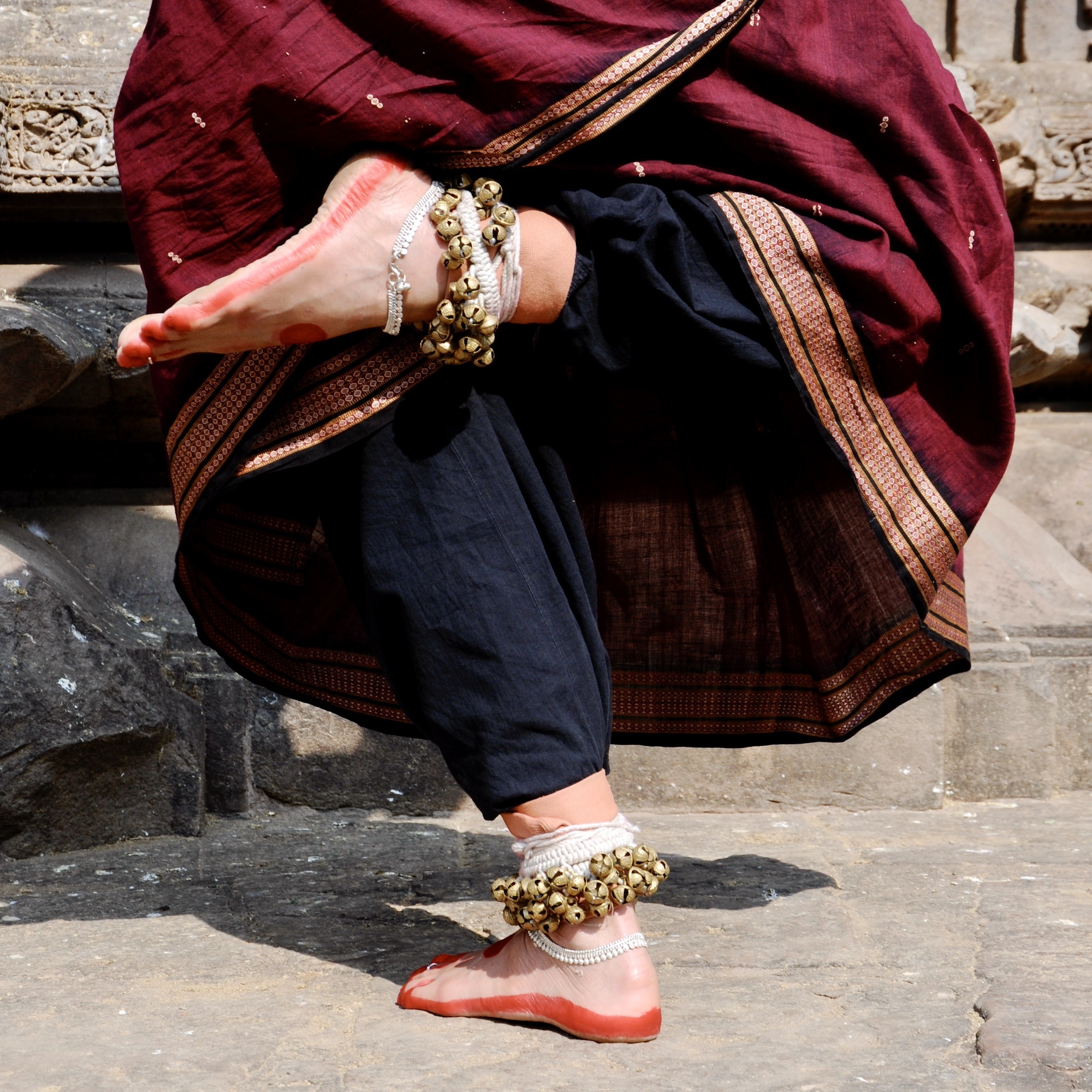 Prushta maha pada. Foot position of Odissi Dance.