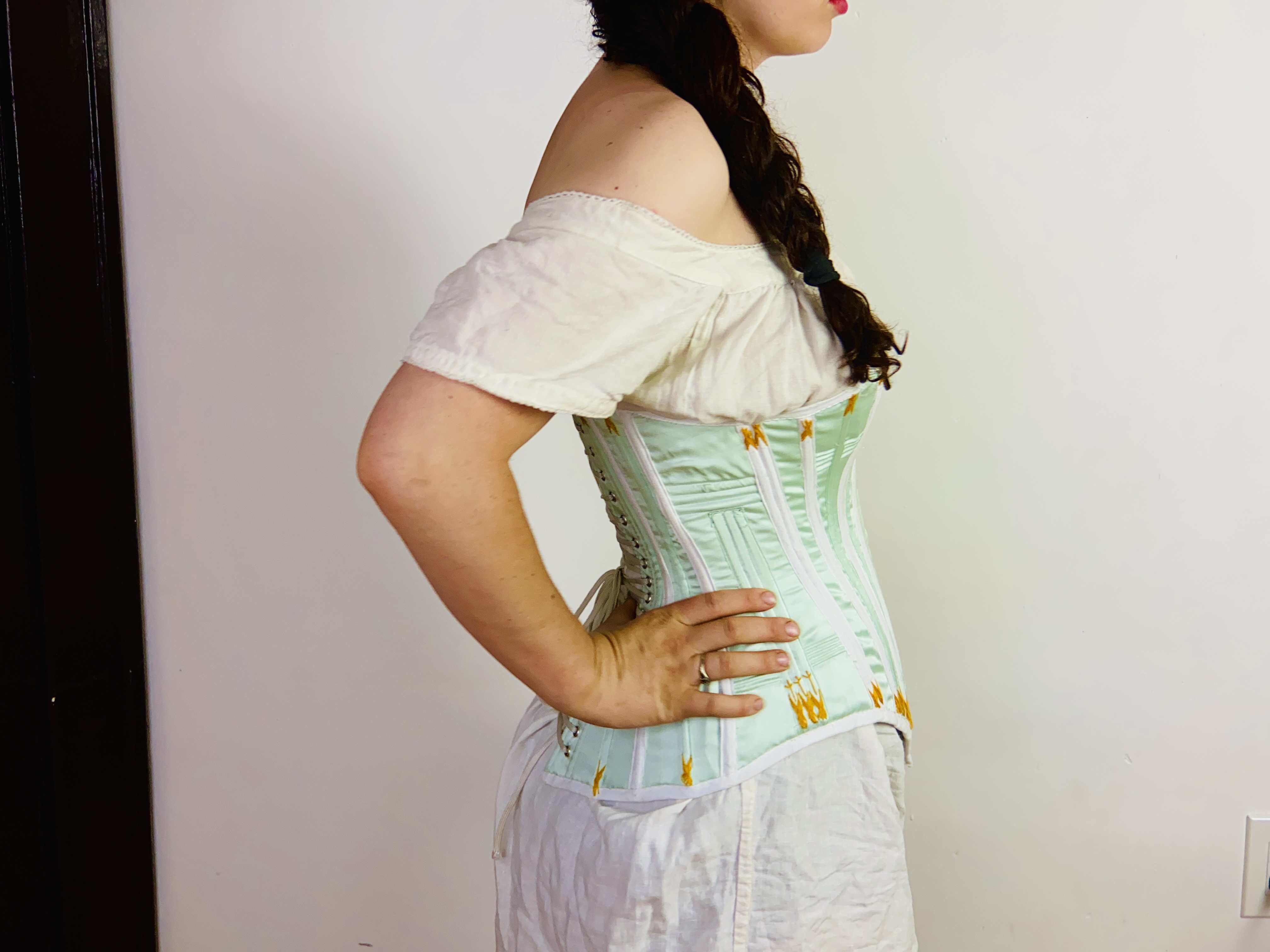 Making a Victorian Corset