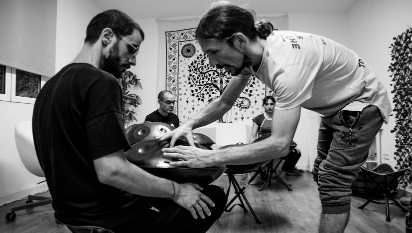 Clases on line handpan.es