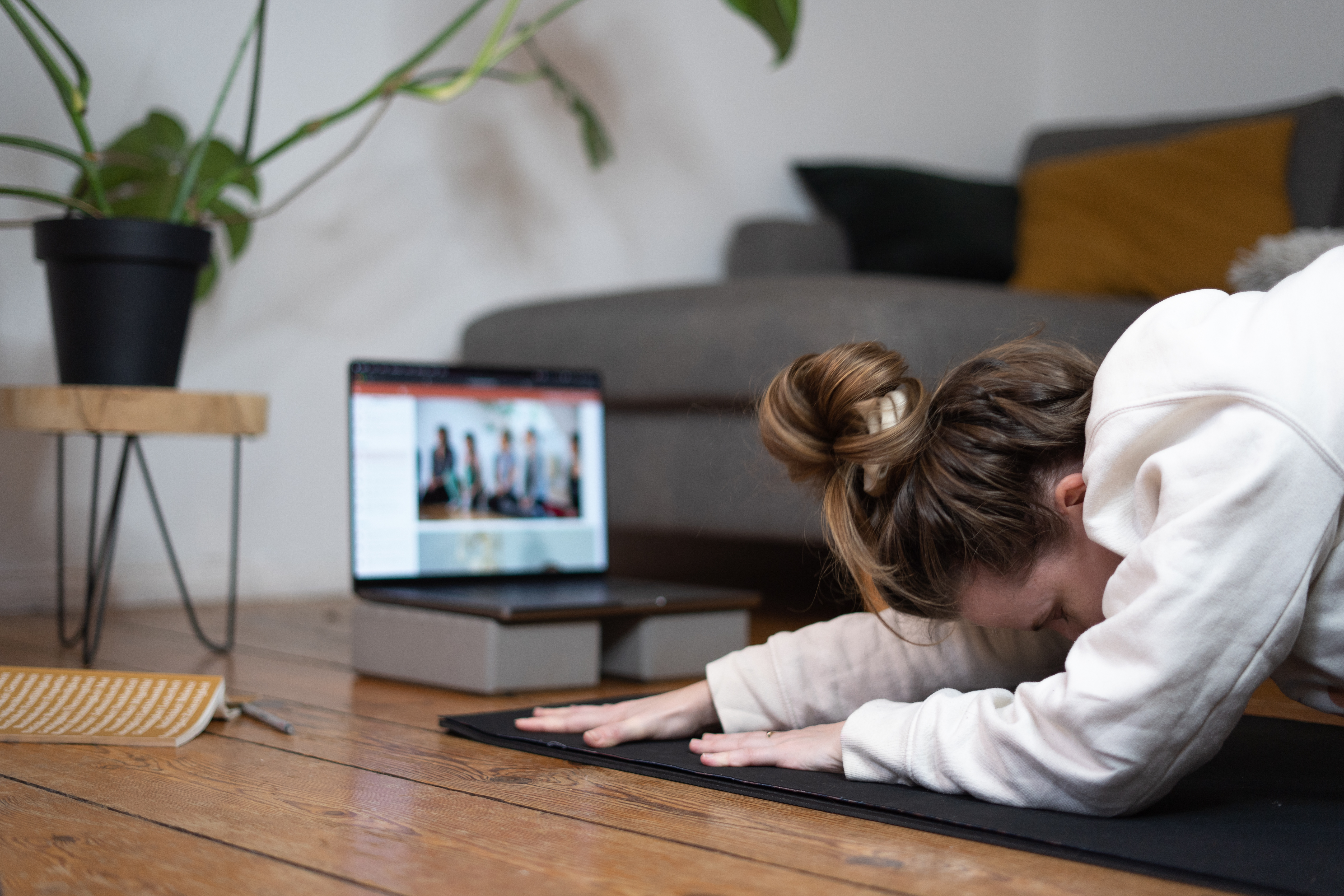 +200h Online Yogalehrer:innen Ausbildung 