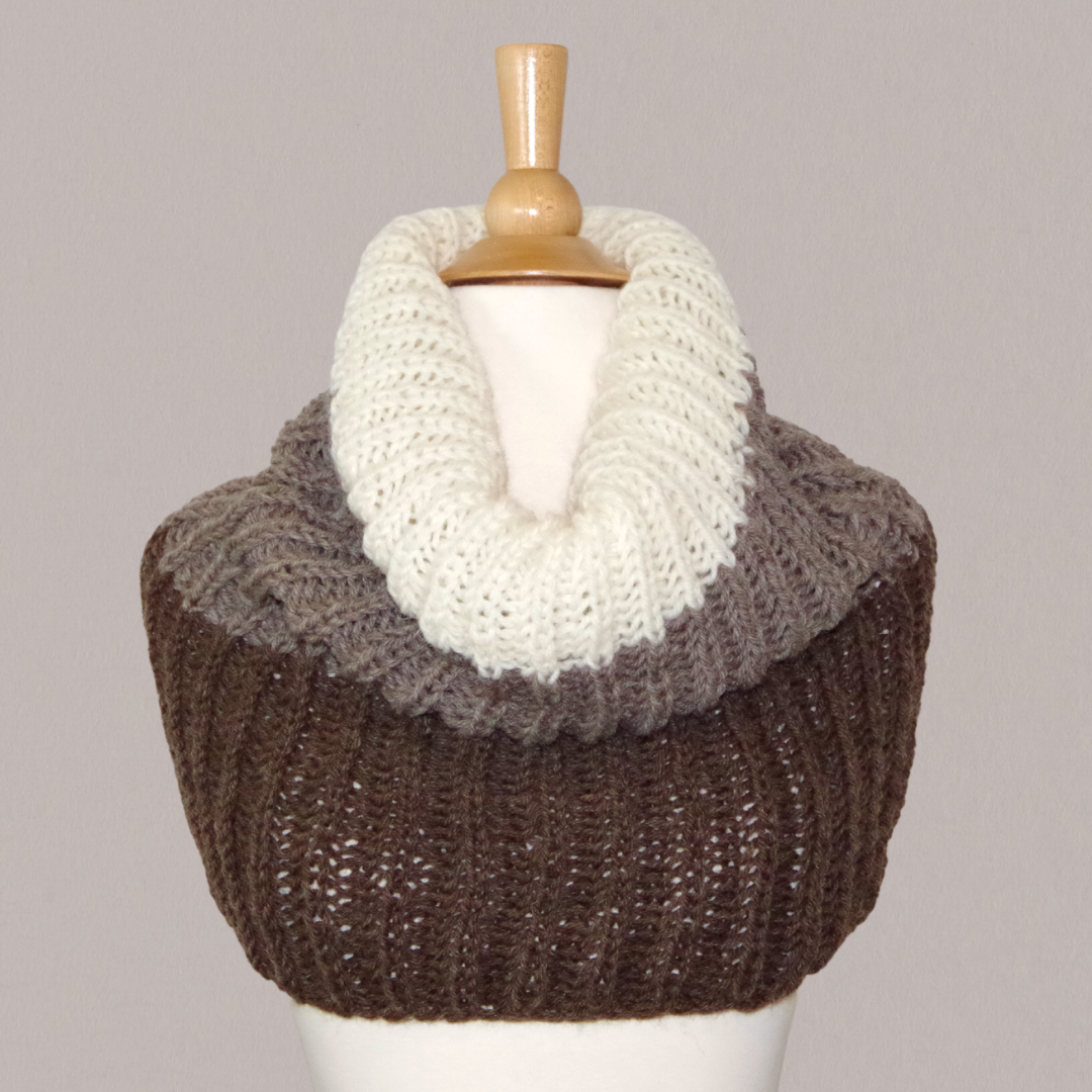 Shortcut Brioche Cowl Knitting Pattern | Yay For Yarn