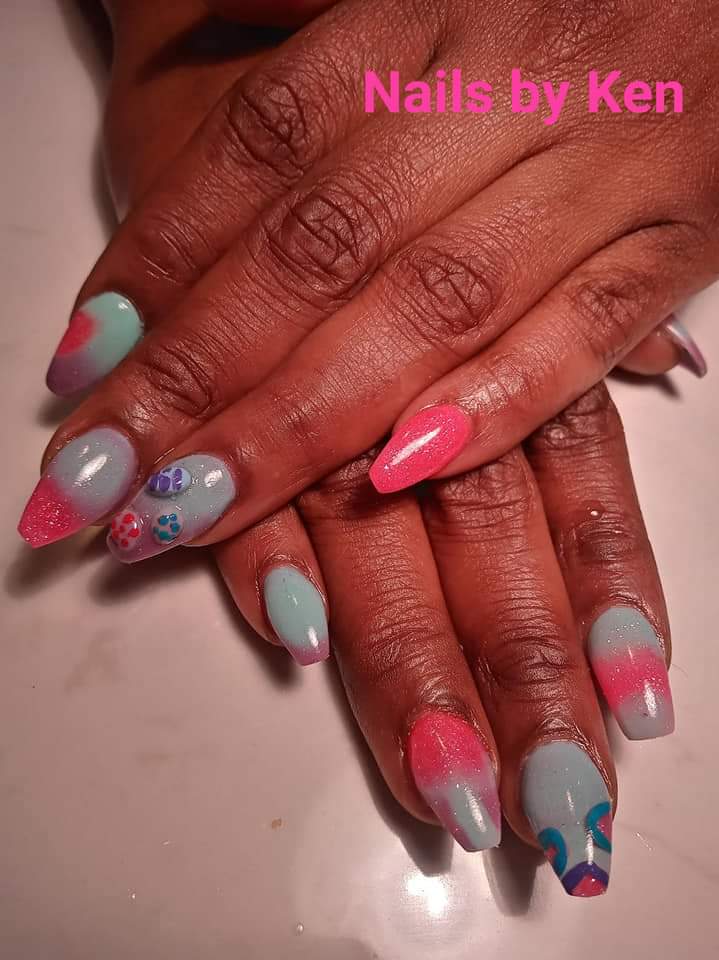 short acrylic set using colored acrylic